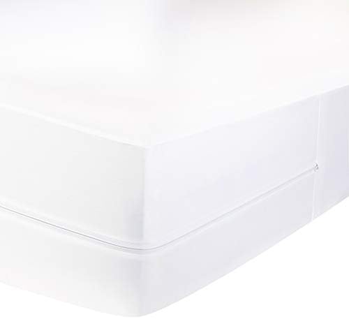 Amazon Basics Mattress Protector Queen Waterproof