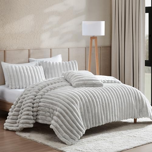 Riverbrook Home Everett Faux Fur Comforter Set Twin XL Gray