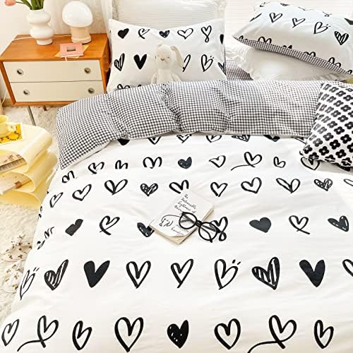 MEJU Heart Love Duvet Cover Set with Pillowcases and Zipper Closure